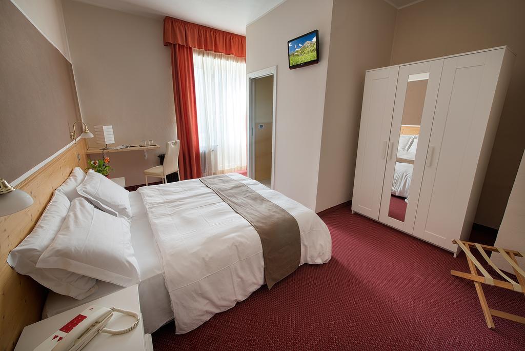 Hotel Aurora Monclassico Zimmer foto